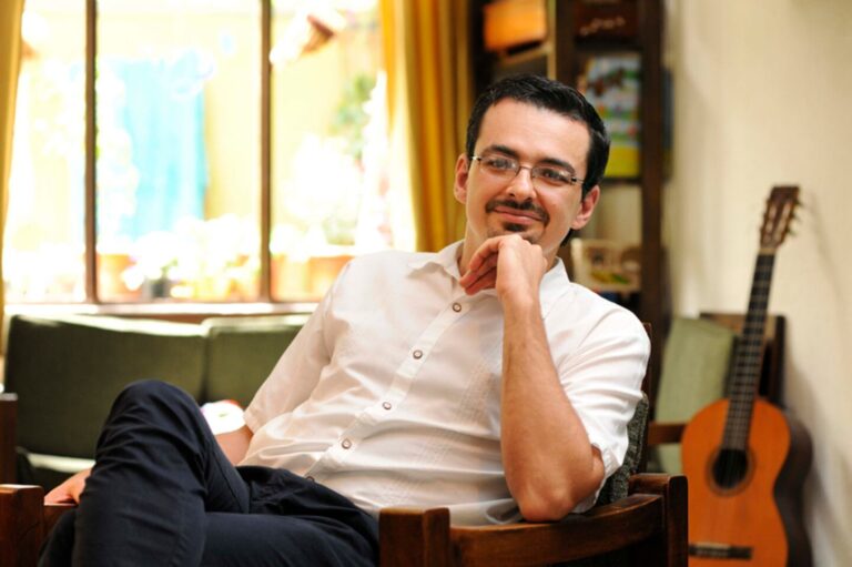 José María Villalta: burgués o proletario